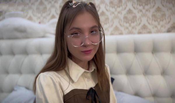 Соблазнил симпатичную первокурсницу на первый секс